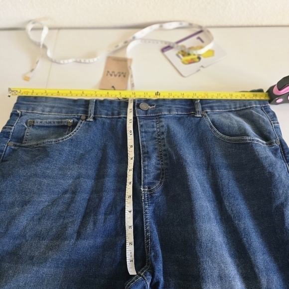 Boohoo Man Jeans Blue Skinny Logo Light Wash Stretch 44x30 New - Picture 8 of 11